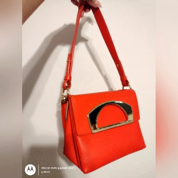 Christian Louboutin Coral Red Passage Leather Crossbody Bag 🎀 - Picture 6 of 17